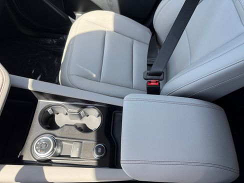 New 2026 Ford Explorer Active image 14