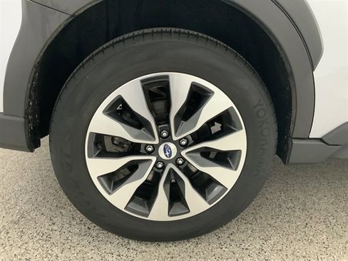 Used 2023 Subaru Outback Limited image 13