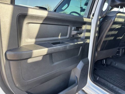 Used 2022 RAM 3500 Tradesman w/ Chrome Appearance Group image 13