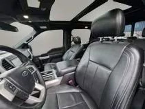 Used 2018 Ford F150 Lariat w/ Equipment Group 502A Luxury AWD/4WD image 13