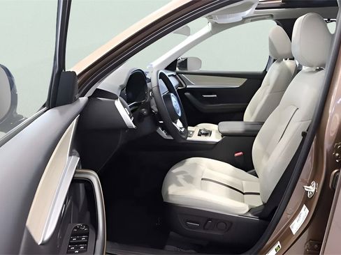 New 2025 MAZDA CX-70 Plug-In Hybrid w/ Premium Pkg image 23