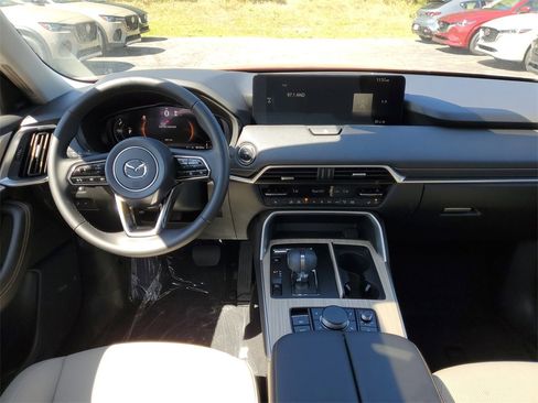 New 2025 MAZDA CX-70 Plug-In Hybrid w/ Premium Pkg image 17