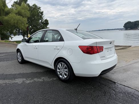 Used 2013 Kia Forte EX FWD image 6