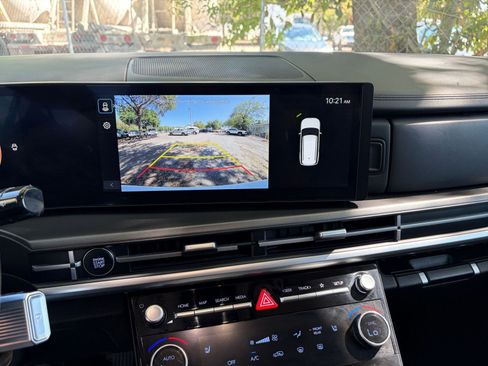 Used 2025 Hyundai Santa Fe SEL image 17