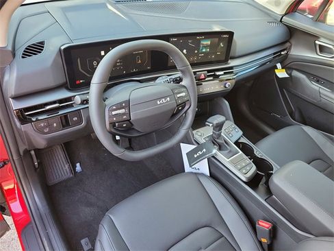 New 2026 Kia Sportage SX image 8