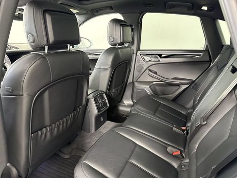 Certified 2026 Porsche Macan S AWD/4WD image 26