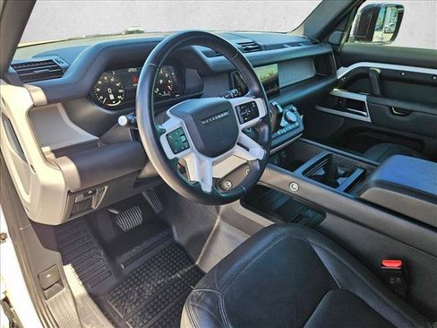 Used 2023 Land Rover Defender 110 S AWD/4WD image 10