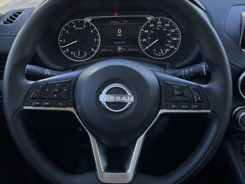 Used 2024 Nissan Sentra SV image 13