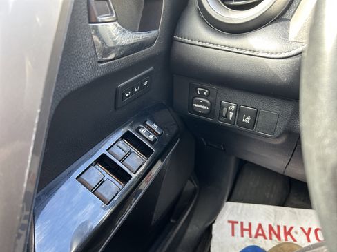 Used 2017 Toyota RAV4 Limited image 20