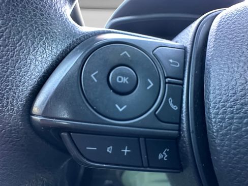 Used 2025 Toyota Corolla Cross AWD Hybrid image 27