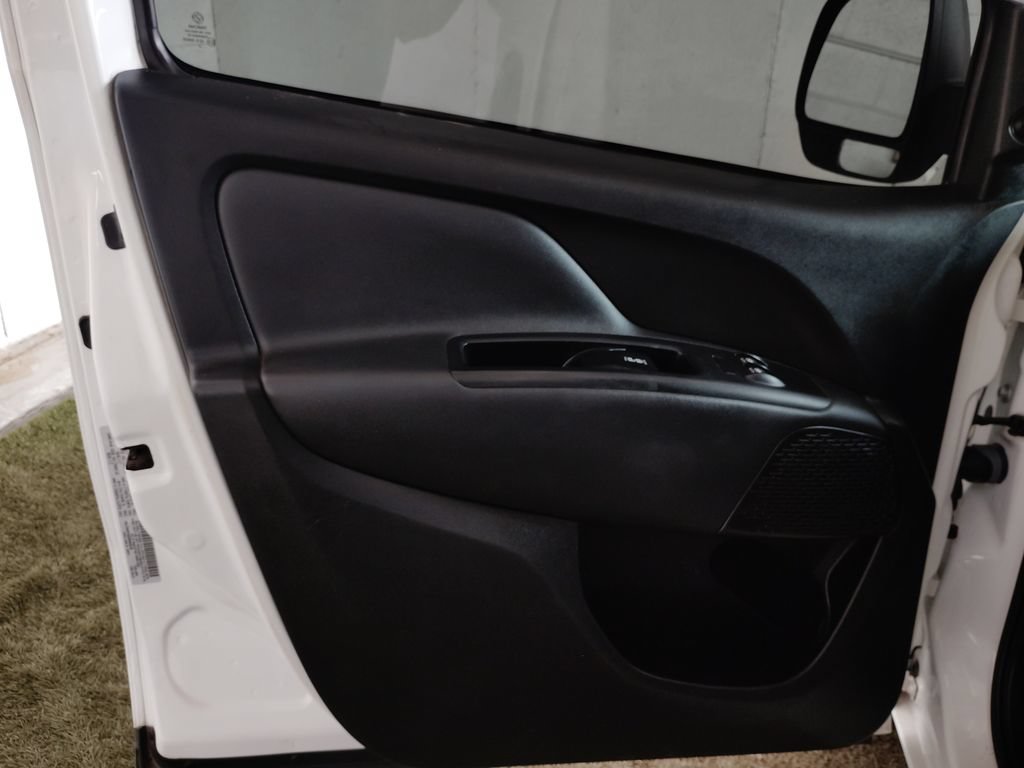 Used 2022 RAM ProMaster City Tradesman FWD image 21