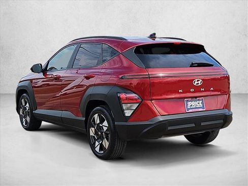 Used 2024 Hyundai Kona SEL FWD image 8