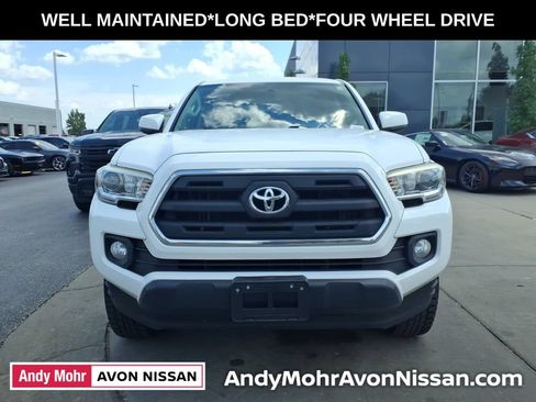 Used 2017 Toyota Tacoma SR5 w/ Tow Package AWD/4WD image 3