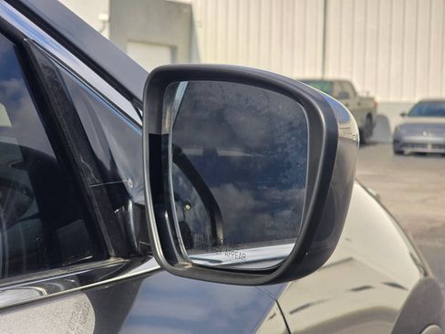 Used 2022 Nissan Murano S AWD/4WD image 17