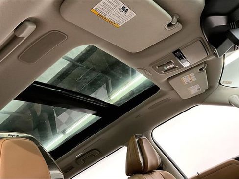 Used 2025 INFINITI QX80 Sensory AWD/4WD image 20