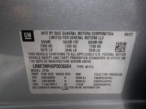 Certified 2023 Buick Envision Essence w/ Sport Touring Package image 33