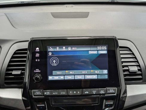 Used 2024 Honda Odyssey EX-L image 19