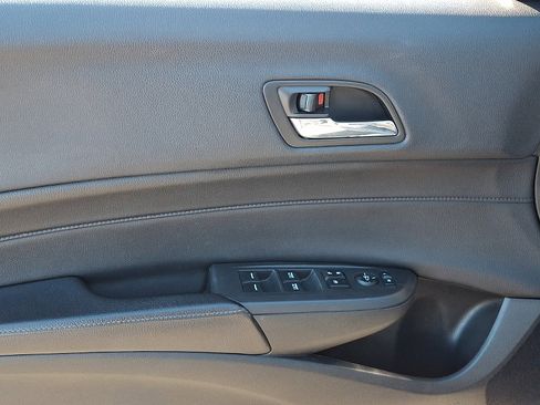 Used 2018 Acura ILX Special Edition image 12