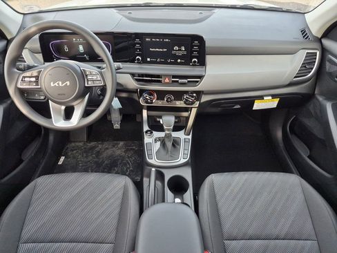New 2026 Kia Seltos LX image 13