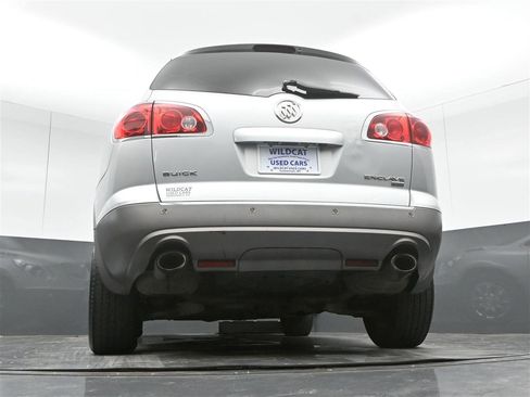 Used 2011 Buick Enclave CXL image 34