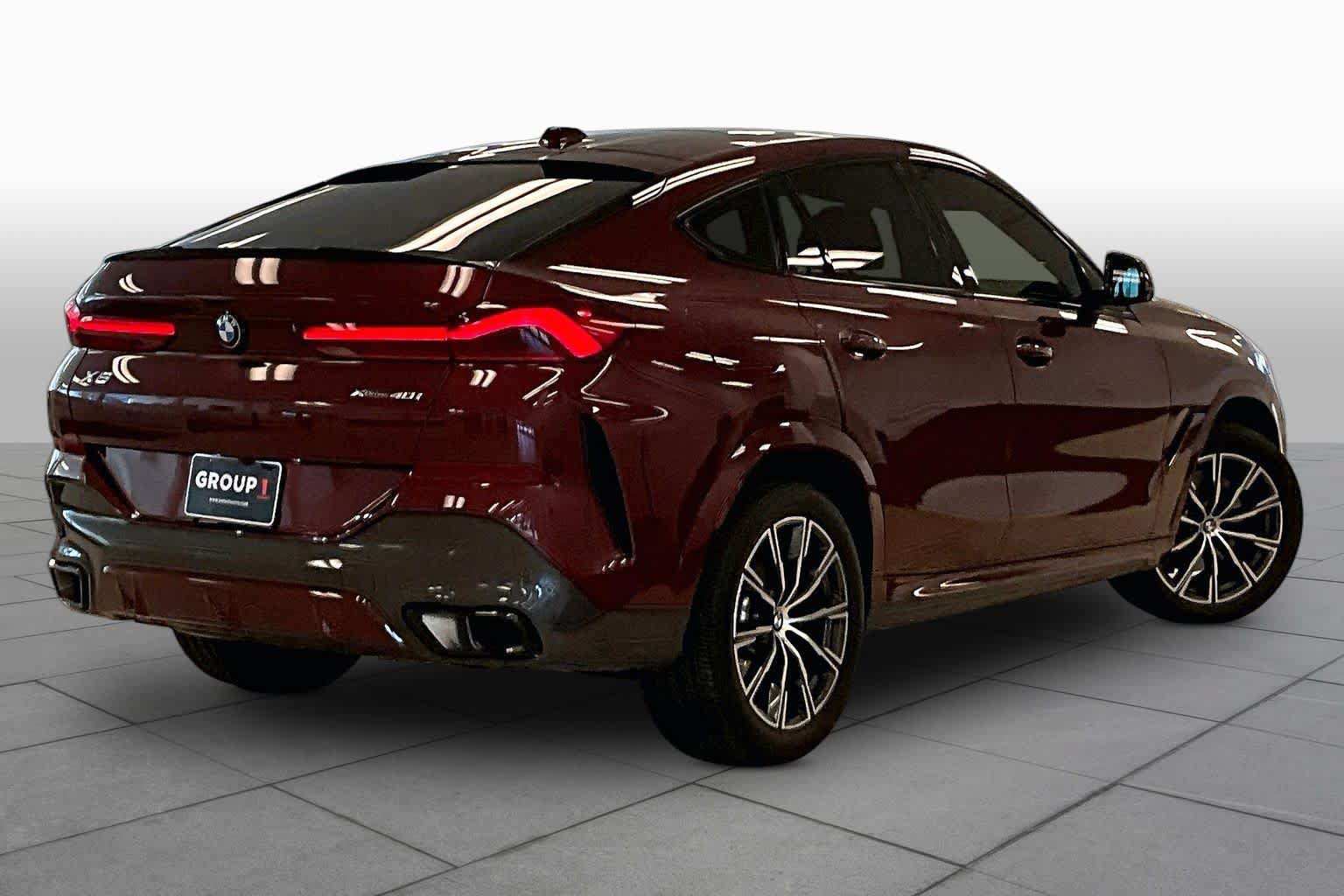 Used 2024 BMW X6 xDrive40i w/ Premium Package AWD/4WD image 11