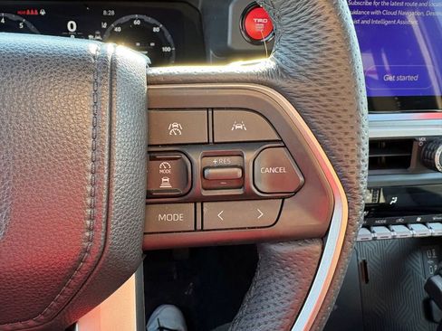 Certified 2025 Toyota Tacoma TRD Off-Road w/ TRD Off Road Premium Package image 18