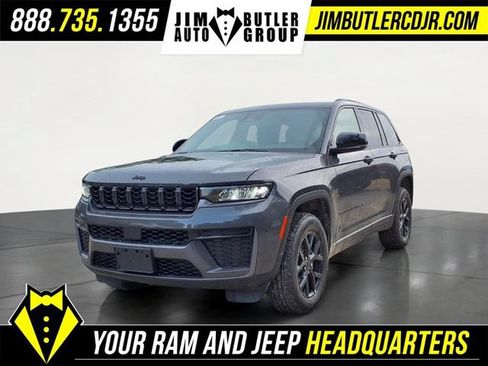 New 2026 Jeep Grand Cherokee Altitude AWD/4WD image 1