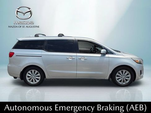 Used 2017 Kia Sedona EX FWD image 15