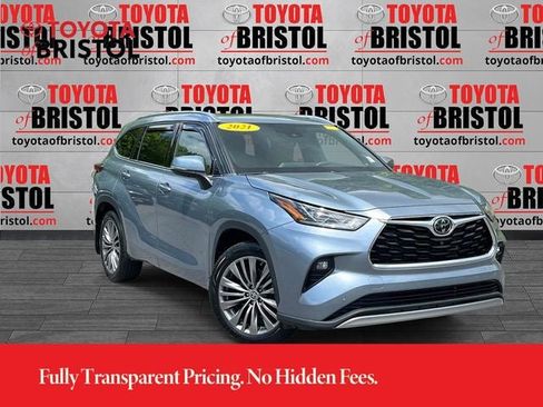 Used 2021 Toyota Highlander Platinum AWD/4WD image 1