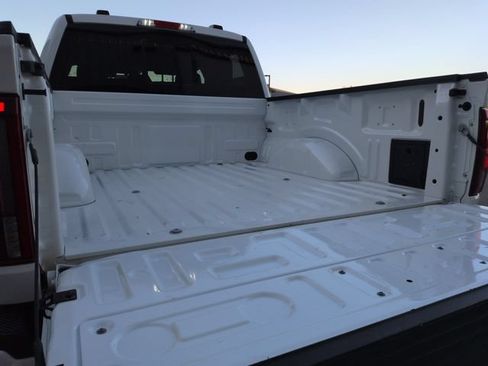 Used 2025 Ford F150 Lariat AWD/4WD image 29