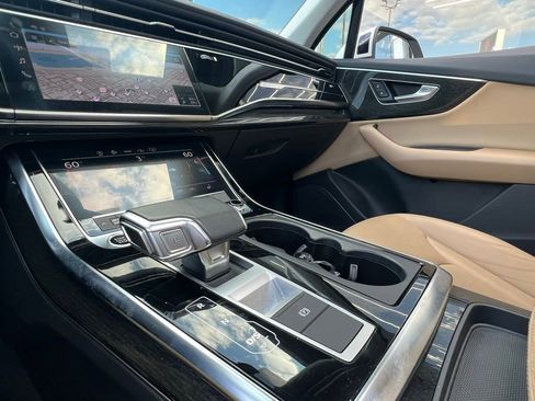 Used 2023 Audi Q7 3.0T Premium image 52