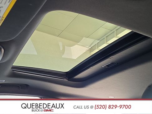 Used 2017 Jeep Grand Cherokee Limited AWD/4WD image 11