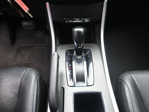 Used 2014 Honda Accord Sport image 13