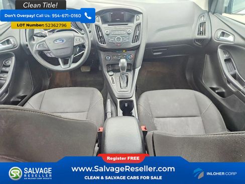 Used 2017 Ford Focus SE FWD image 11
