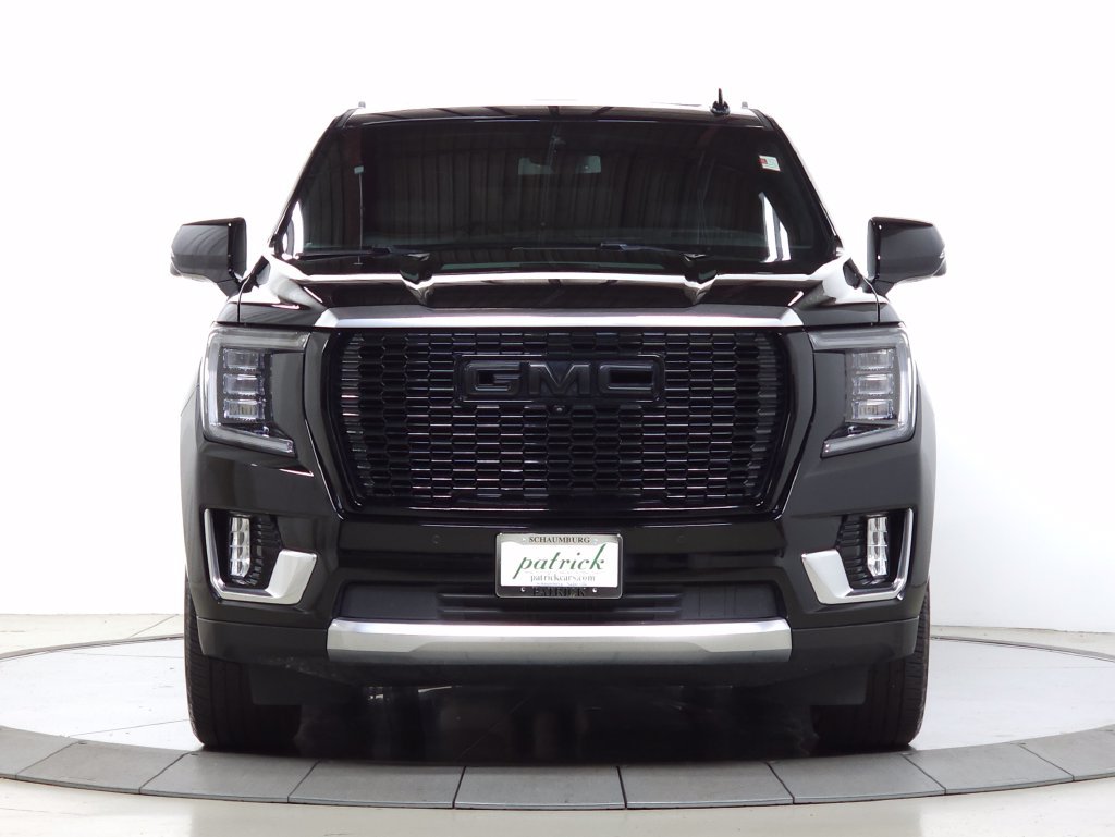 Used 2023 GMC Yukon Denali w/ LPO, Floor Liner Package AWD/4WD image 2