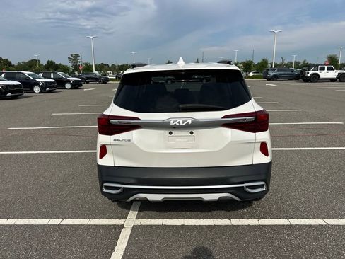 Certified 2023 Kia Seltos S FWD image 9