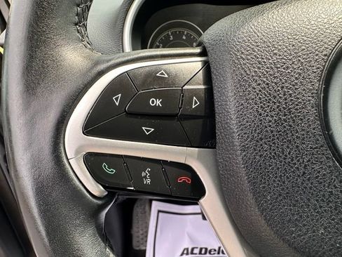 Used 2014 Jeep Cherokee Limited AWD/4WD image 21