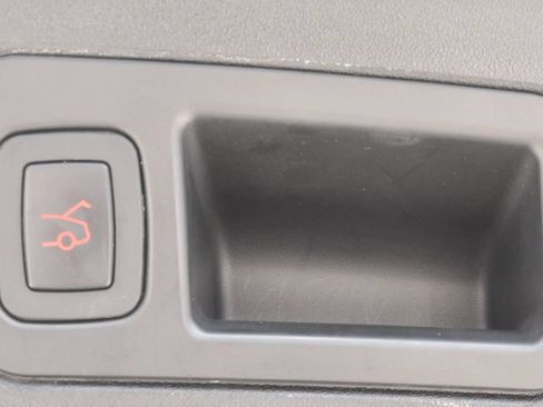Used 2014 Tesla Model S 85 RWD image 13