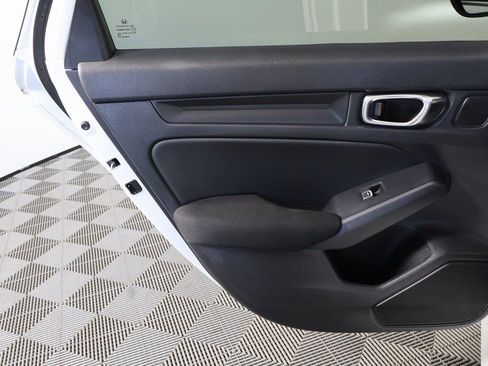 Used 2025 Honda Civic Sport image 11