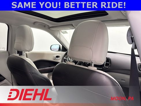 Certified 2018 Jeep Compass Limited w/ Navigation Group image 12