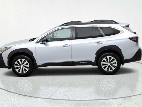 Certified 2023 Subaru Outback Premium AWD/4WD image 5