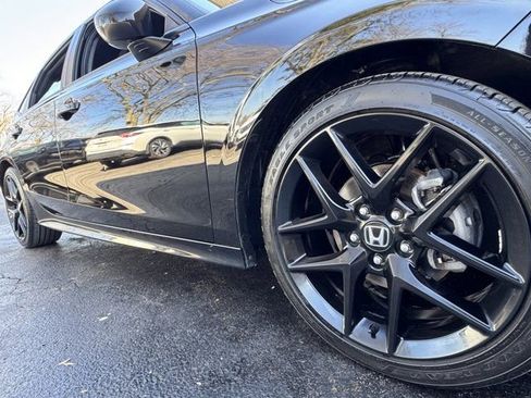 Used 2024 Honda Civic Sport image 5
