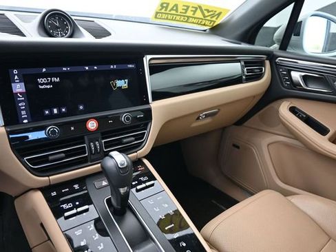 Used 2023 Porsche Macan S AWD/4WD image 20