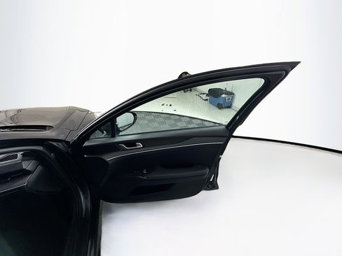 Used 2025 Kia K5 LXS image 30