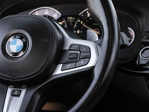 Used 2019 BMW 530i xDrive image 17