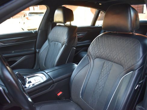 Used 2016 BMW 750i xDrive 4dr Sdn 750i xDrive AWD image 13