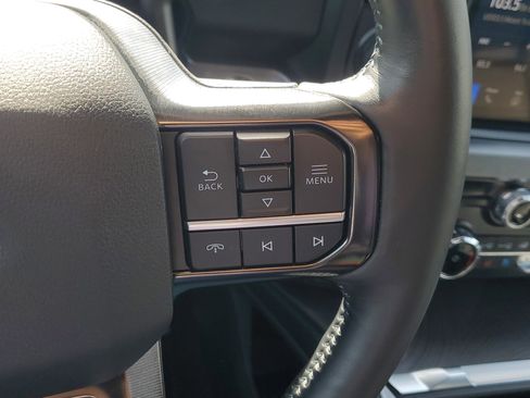 Used 2025 Ford F450 Platinum w/ FX4 Off-Road Package image 24