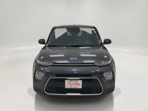 Used 2020 Kia Soul LX image 2