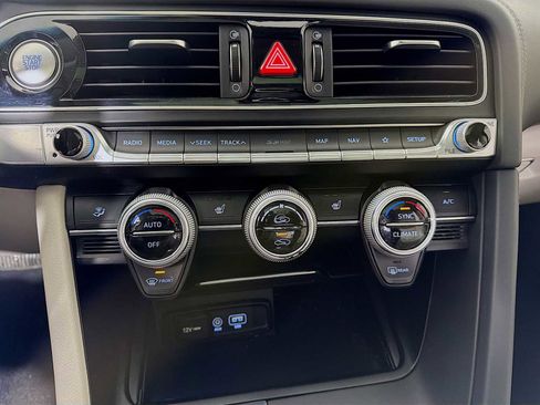 Used 2020 Genesis G70 2.0T w/ Elite Package image 13