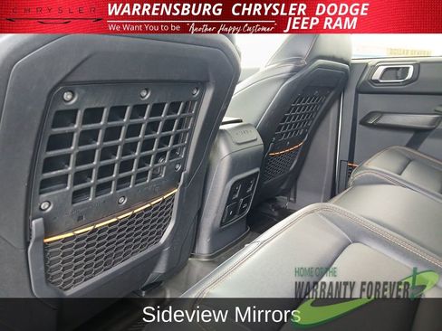 Used 2024 Ford Bronco Badlands image 17